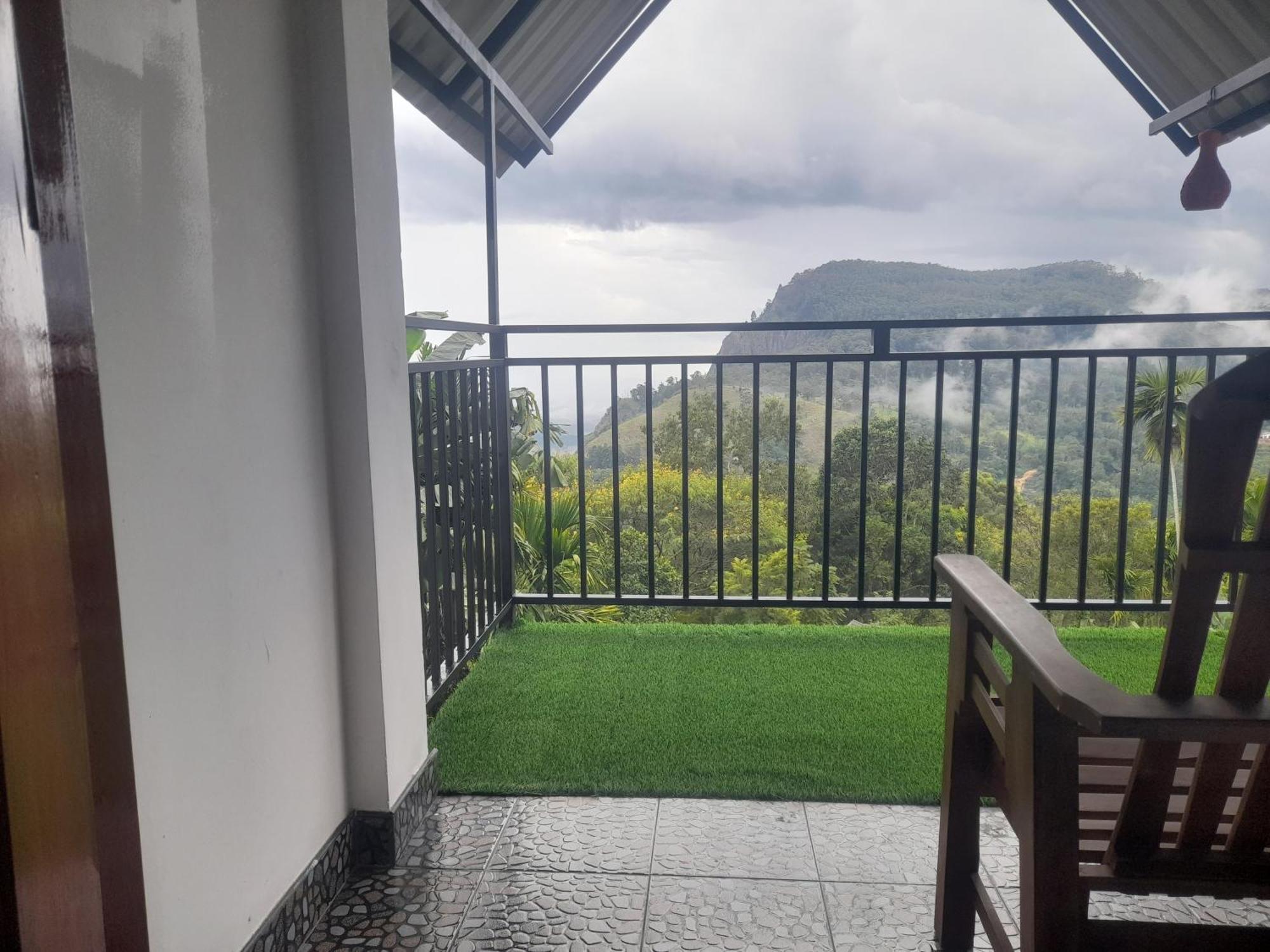 Golden View Guest Hotel Ella Room photo